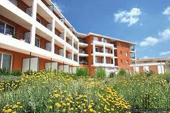 Appart'city Classic - La Duranne Apart Otel Aix-en-Provence